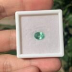 Esmeralda oval