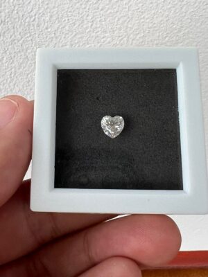 Moissanite Coração